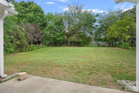 17121 Cambridge Grove Drive Huntersville NC 28078