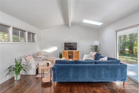 38 Faircrest Road Asheville NC 28804