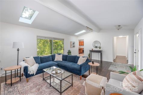38 Faircrest Road Asheville NC 28804