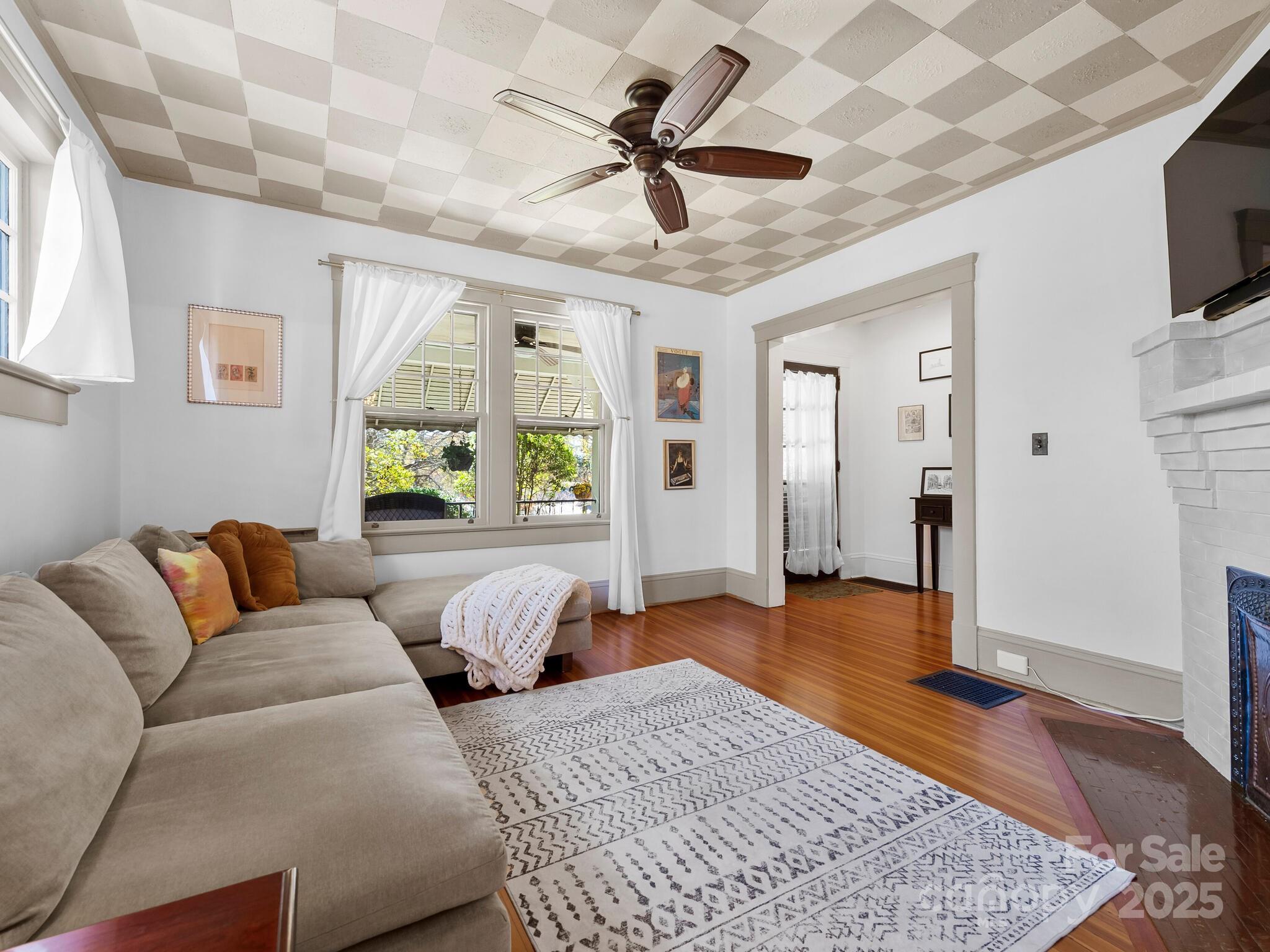 127 Pennsylvania Avenue Asheville NC 28806