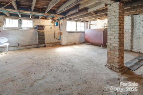 127 Pennsylvania Avenue Asheville NC 28806