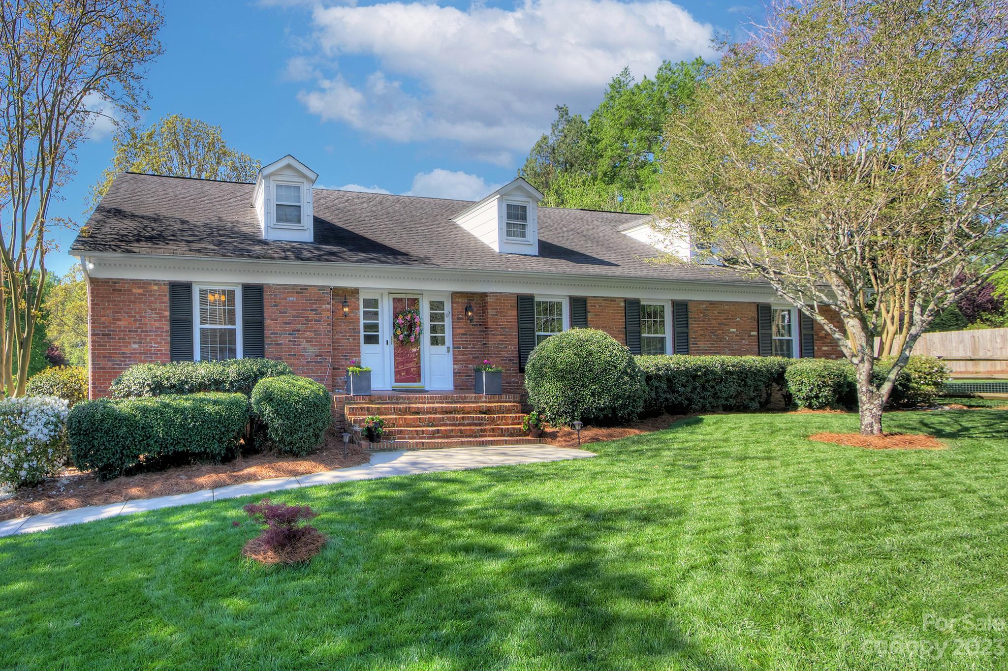 6920 Foxglove Drive Charlotte NC 28226
