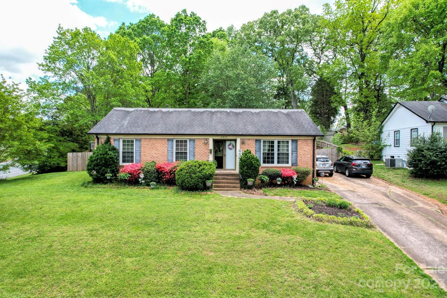 4932 Delivau Drive Charlotte NC 28215