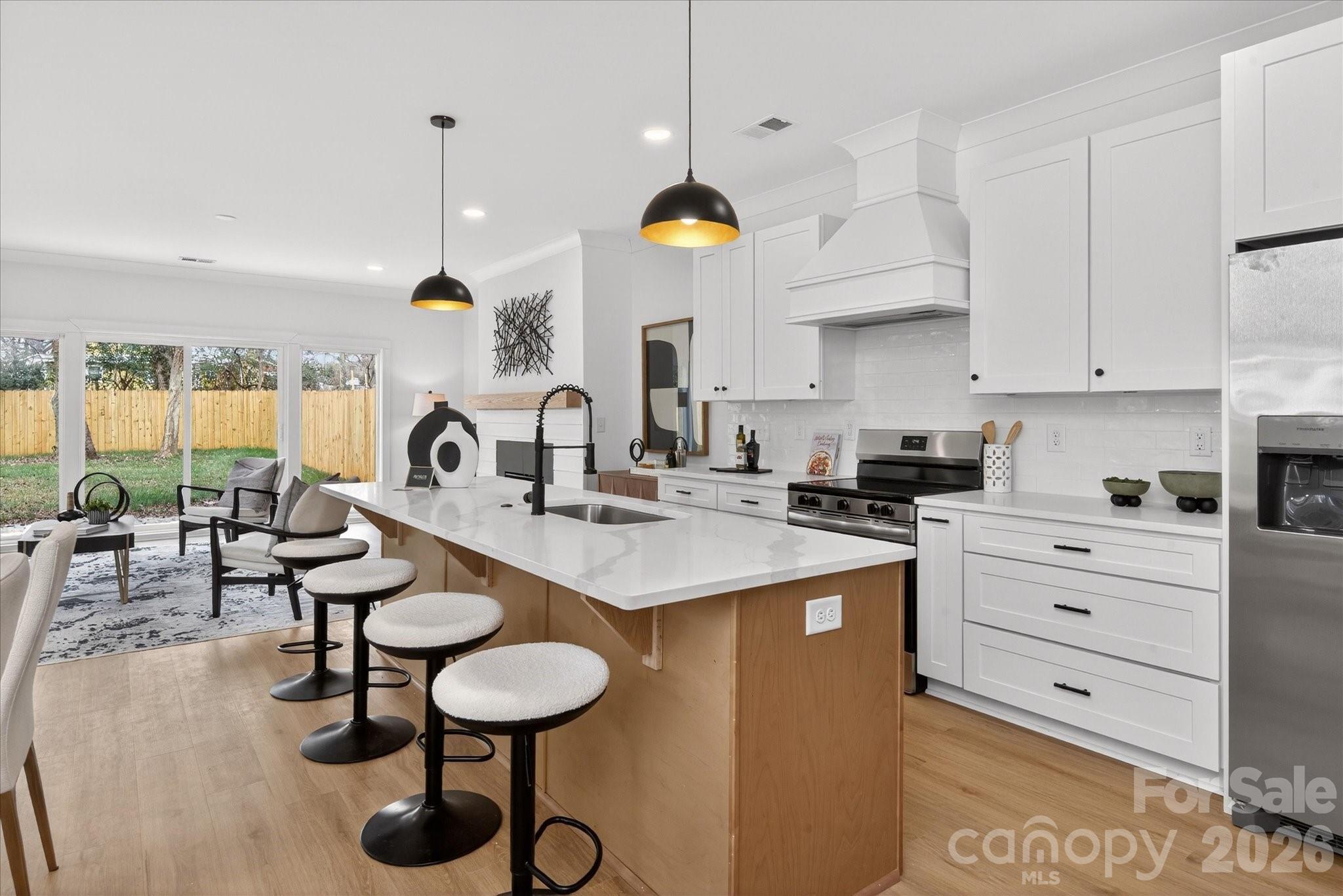 216 Lander Street Charlotte NC 28208