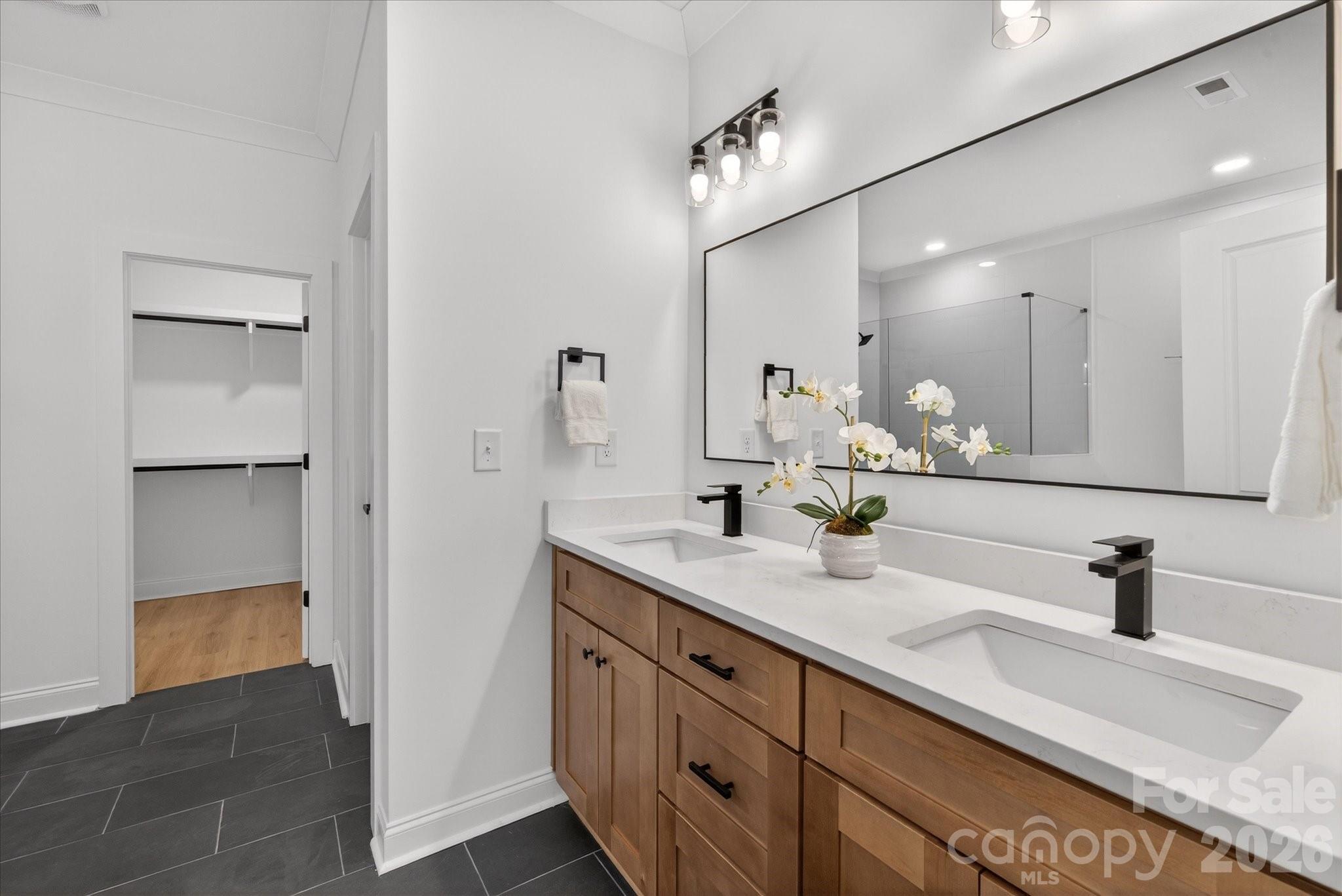 216 Lander Street Charlotte NC 28208