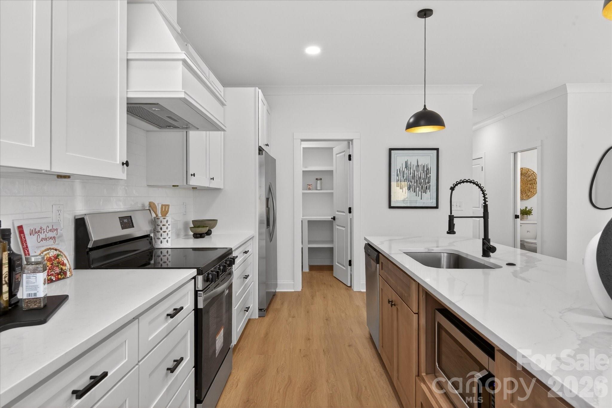 216 Lander Street Charlotte NC 28208