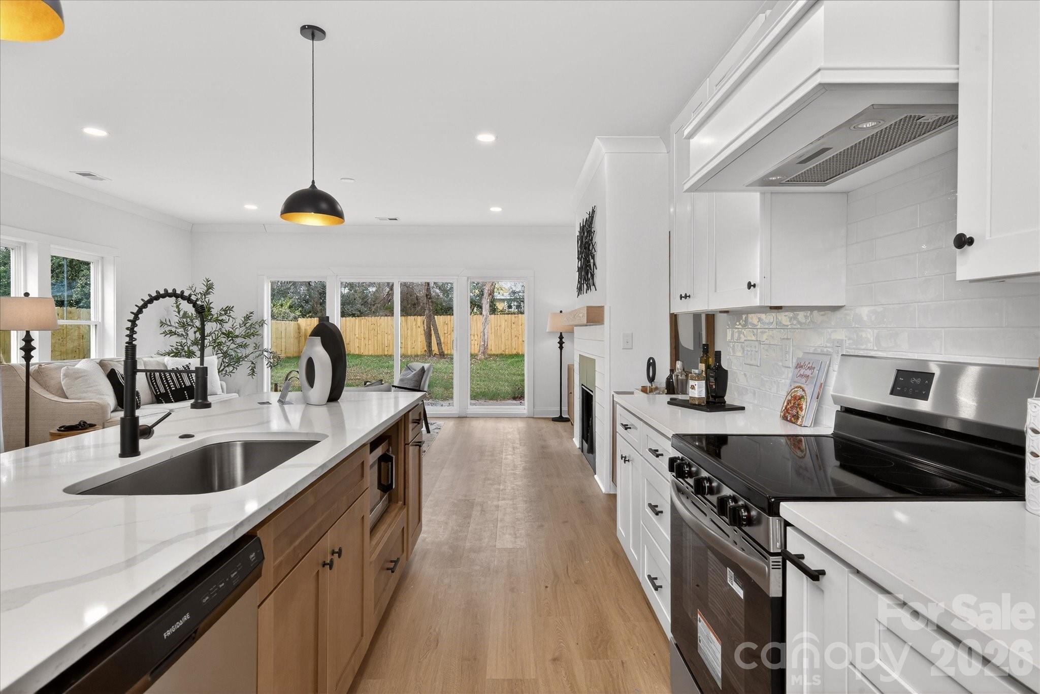 216 Lander Street Charlotte NC 28208