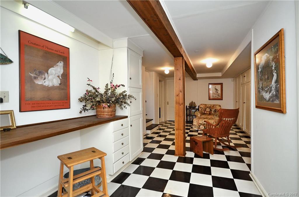 6 Busbee Road Asheville NC 28803
