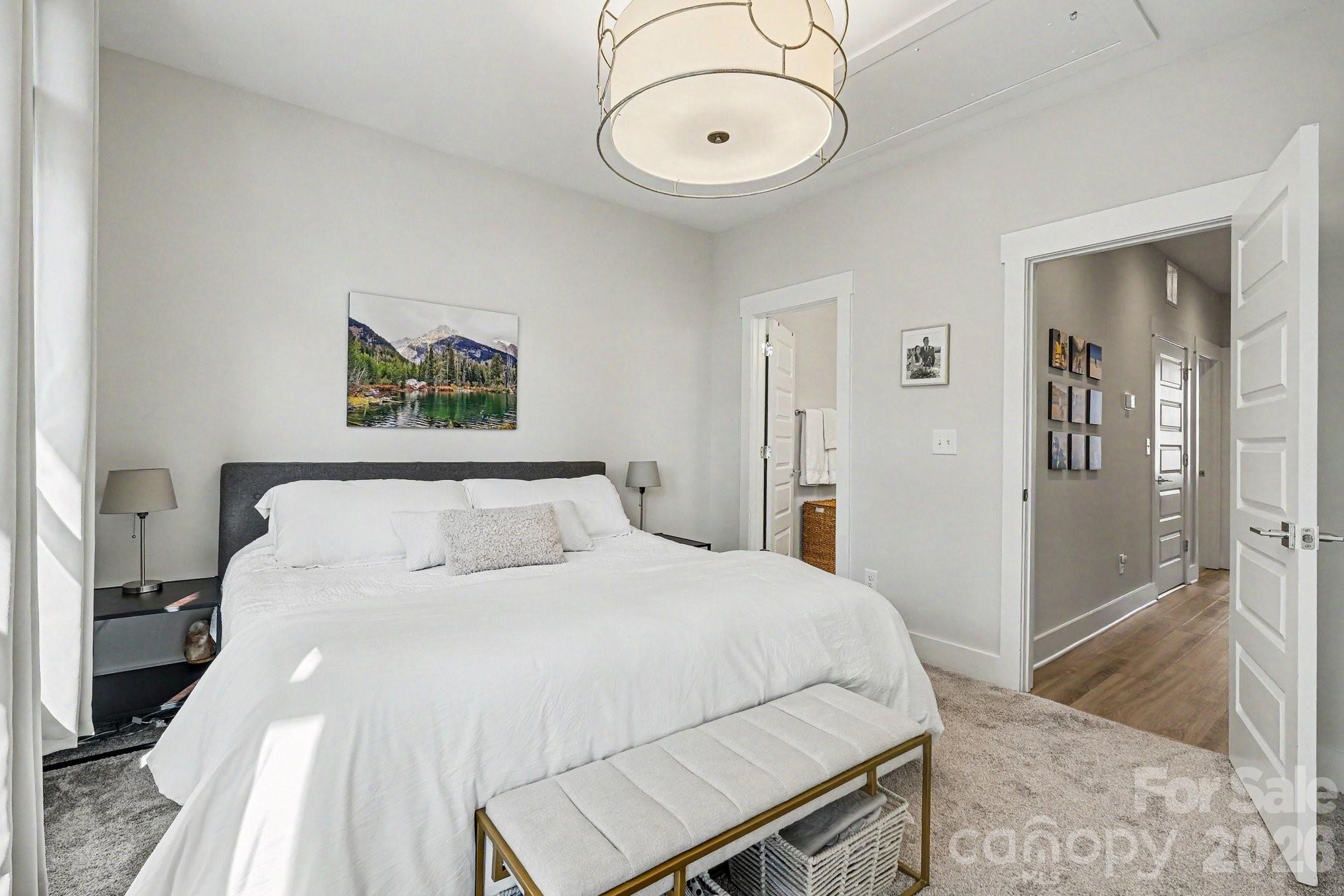 562 West End Drive Charlotte NC 28208