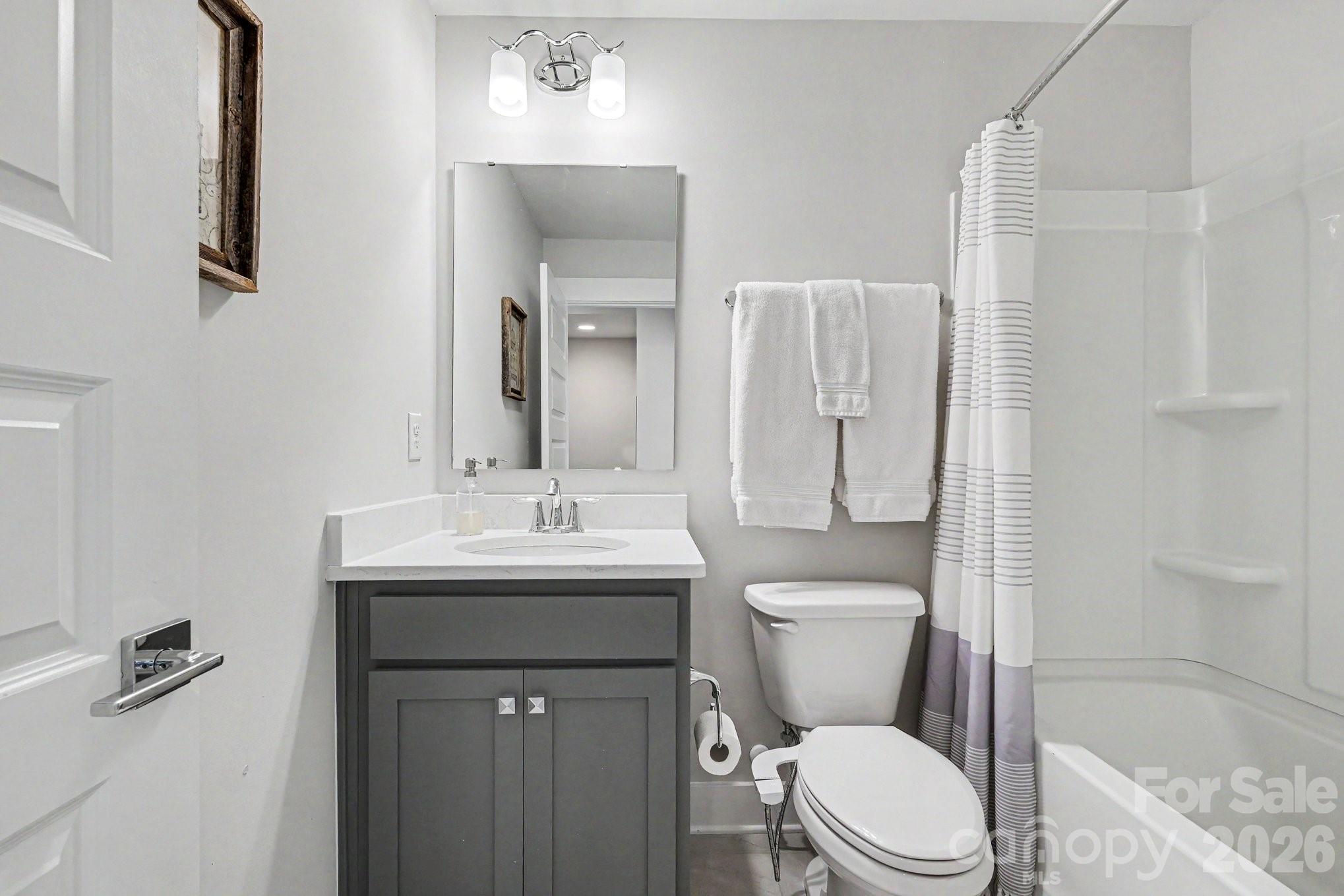 562 West End Drive Charlotte NC 28208