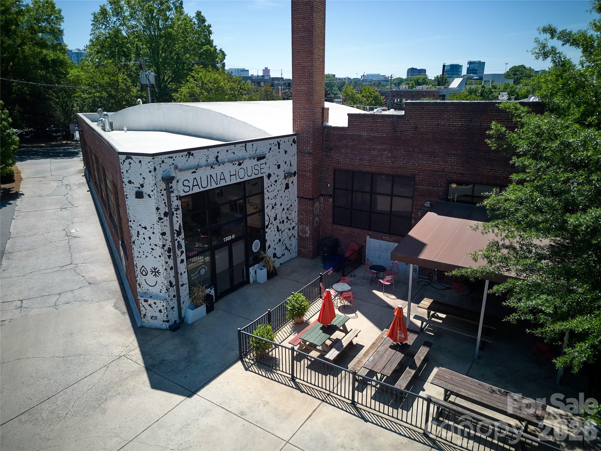 562 West End Drive Charlotte NC 28208