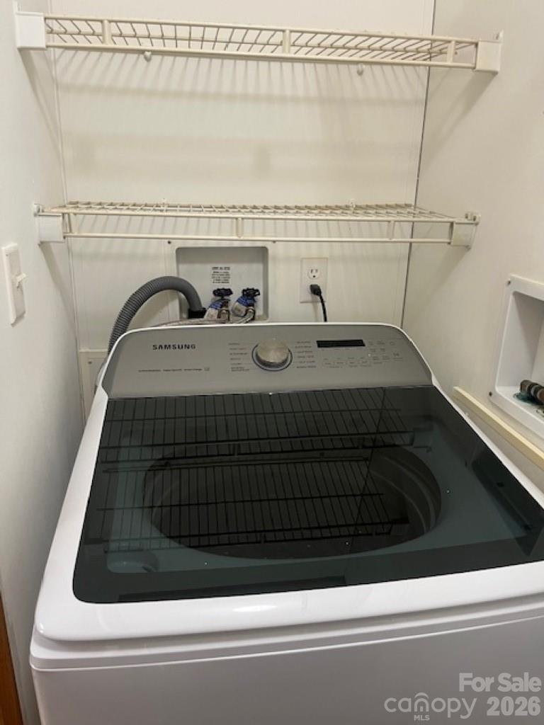 50 E Wabash Drive Sylva NC 28779