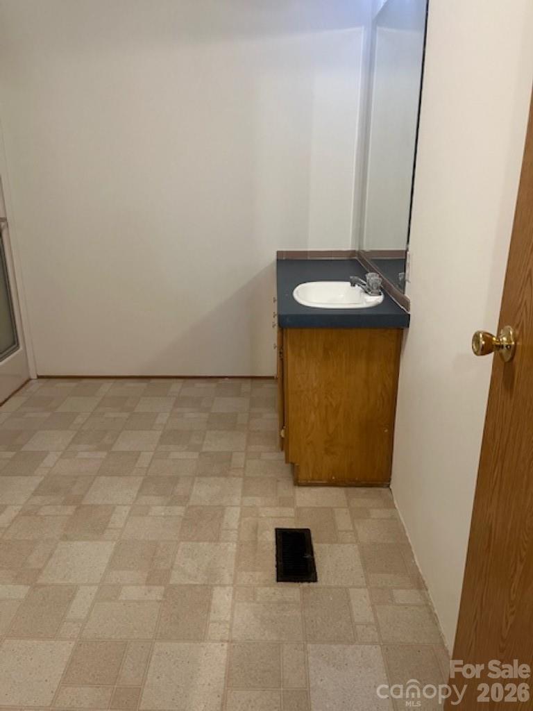 50 E Wabash Drive Sylva NC 28779