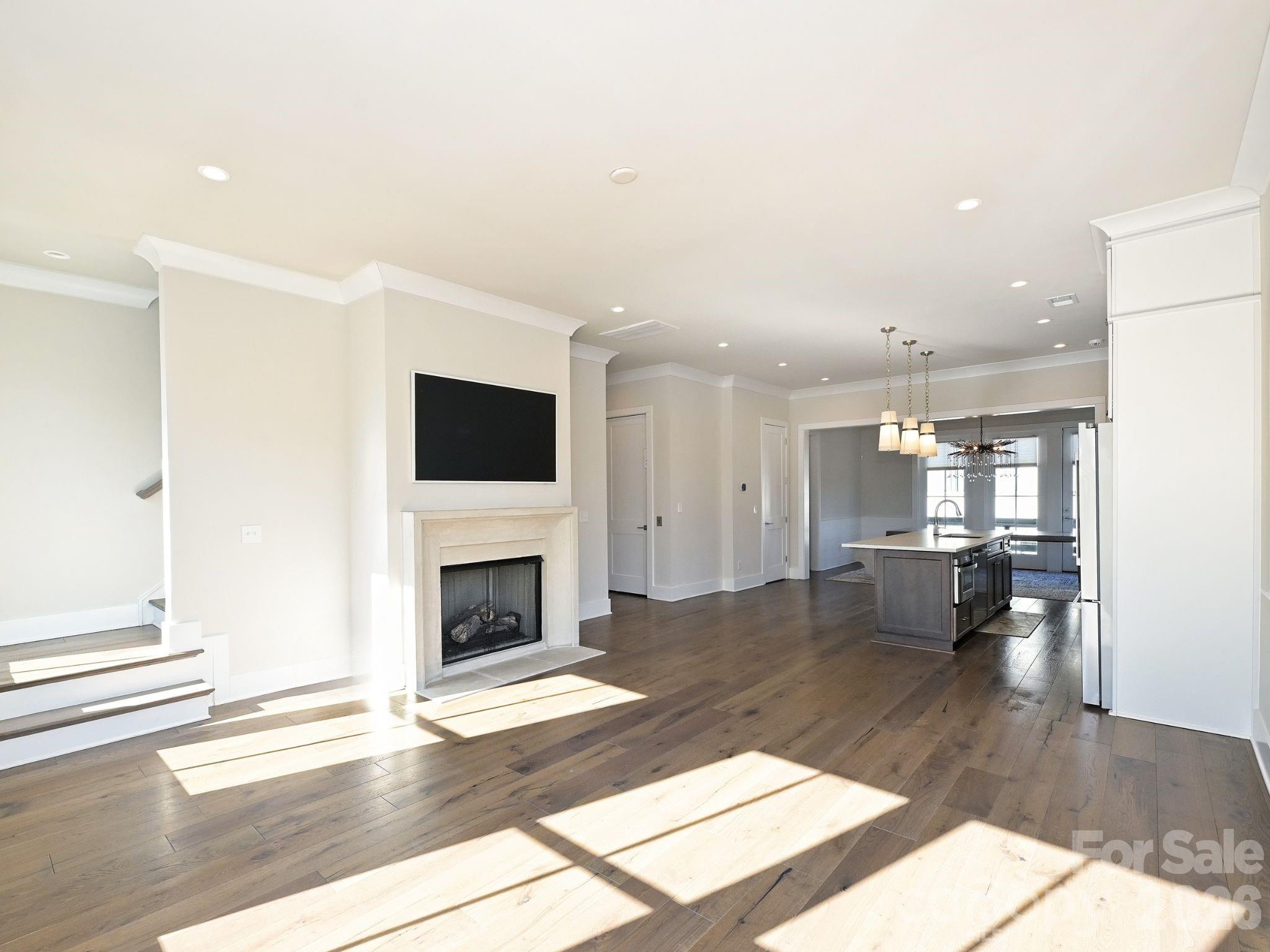 2428 Runnymede Lane Charlotte NC 28209
