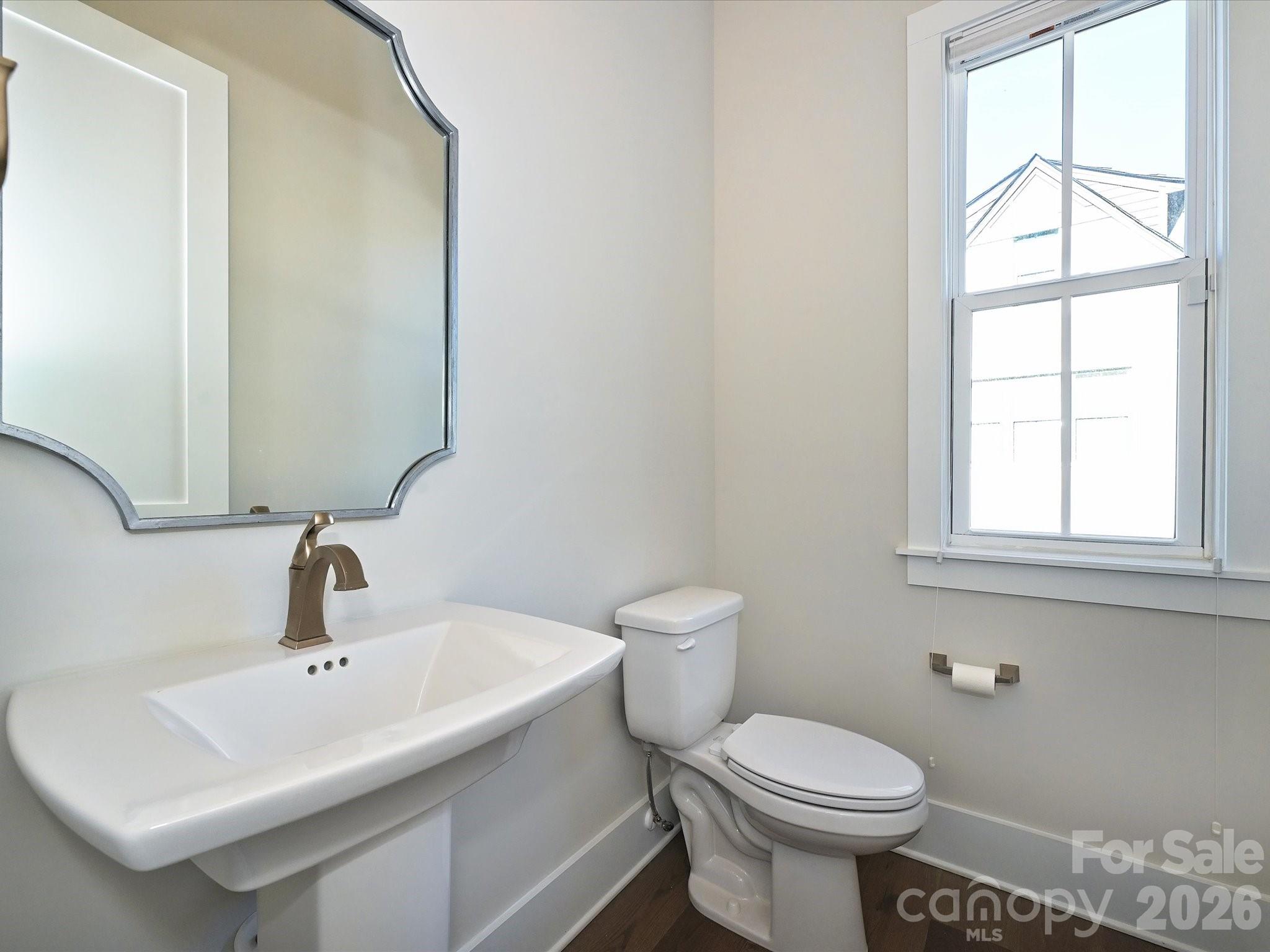 2428 Runnymede Lane Charlotte NC 28209