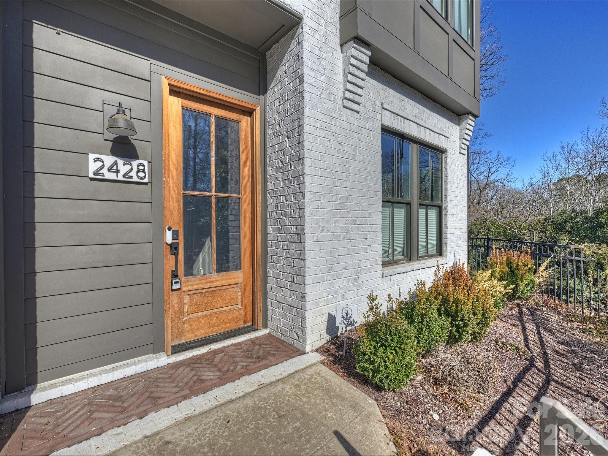 2428 Runnymede Lane Charlotte NC 28209