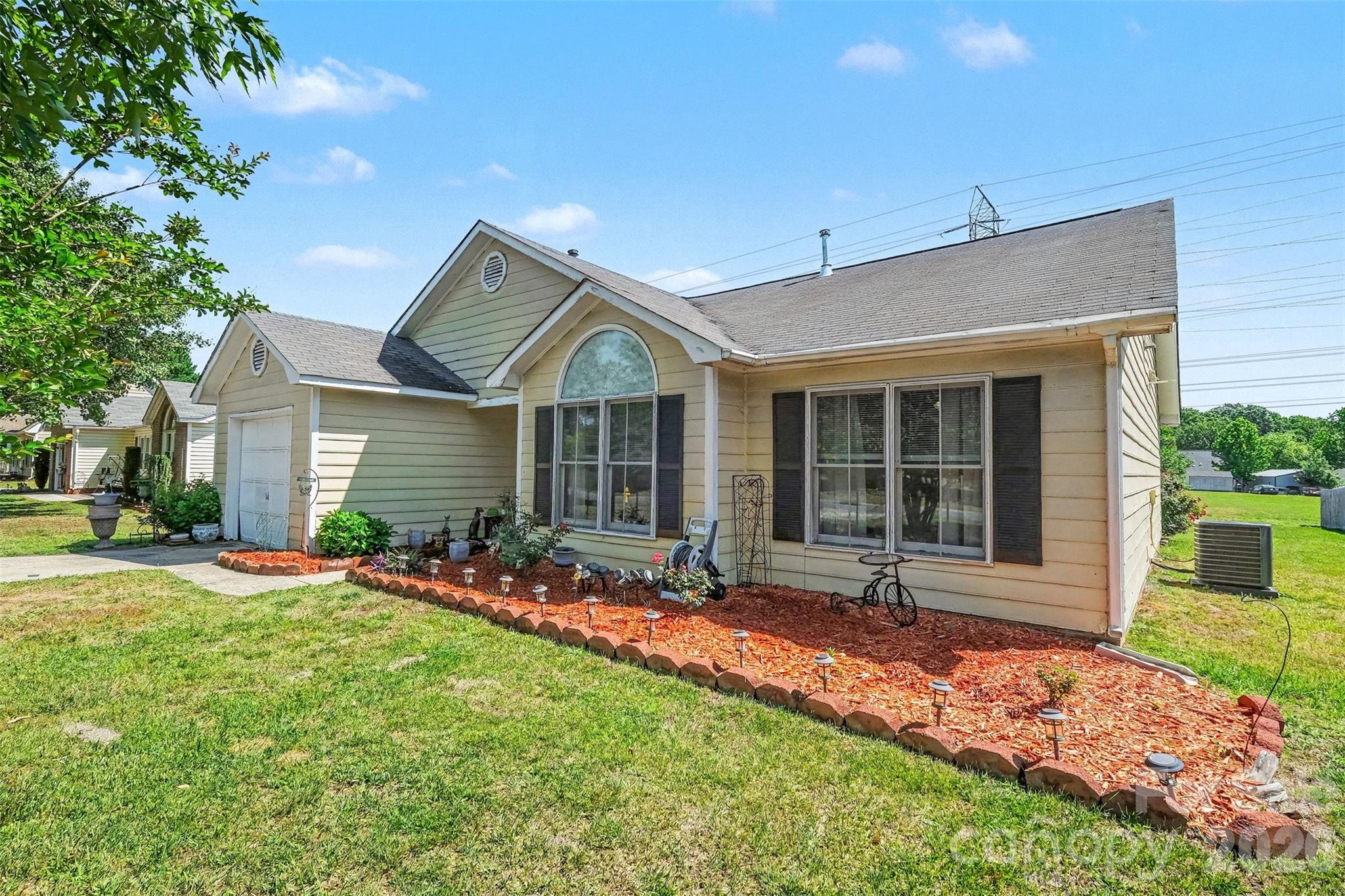 11125 Pinetta Lane Charlotte NC 28262