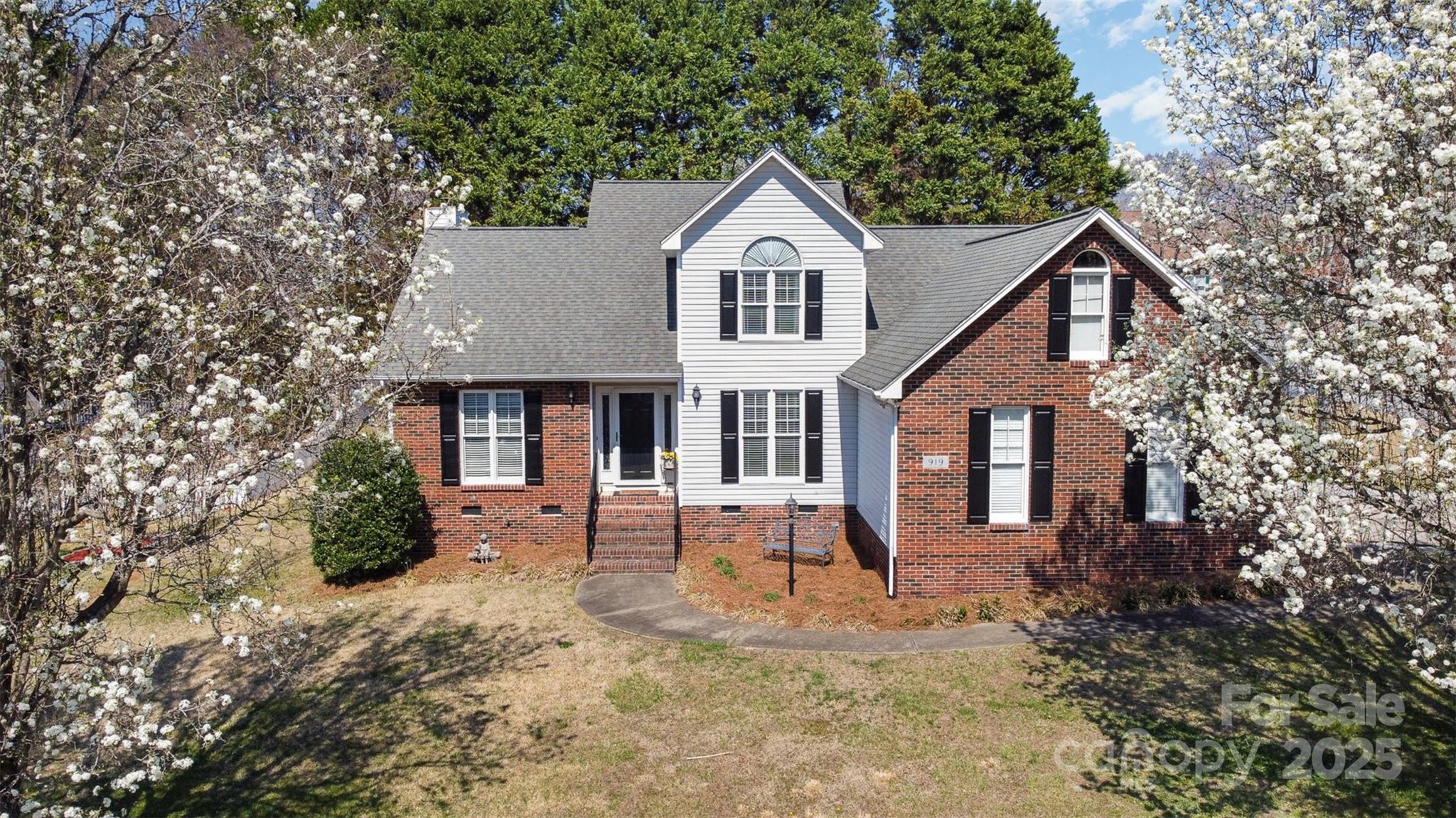919 42nd Avenue Lane NE Hickory NC 28601
