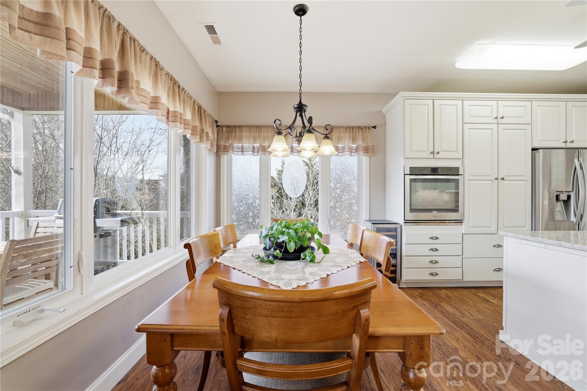 140 Debbie Loop Waynesville NC 28786