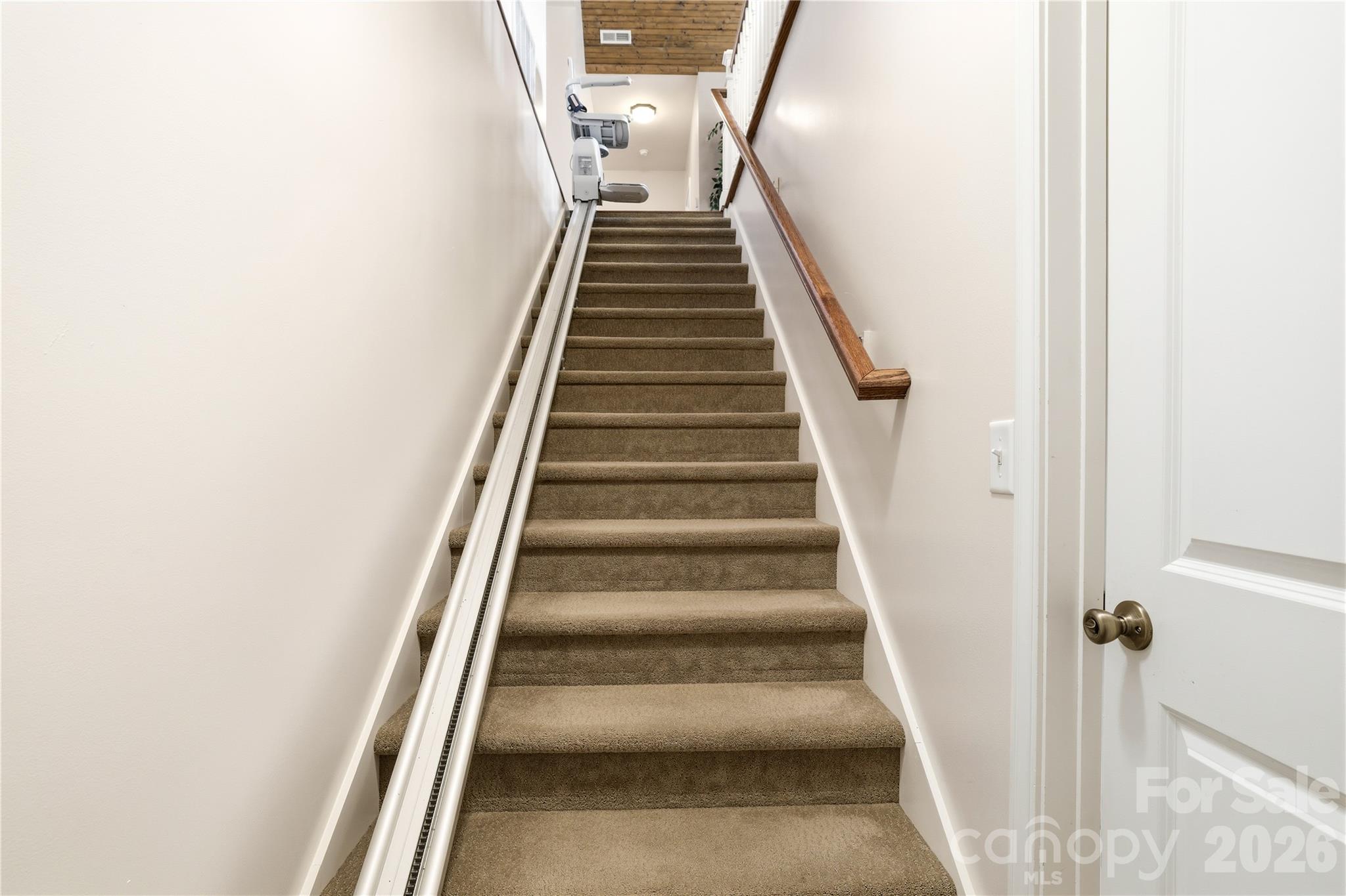 140 Debbie Loop Waynesville NC 28786