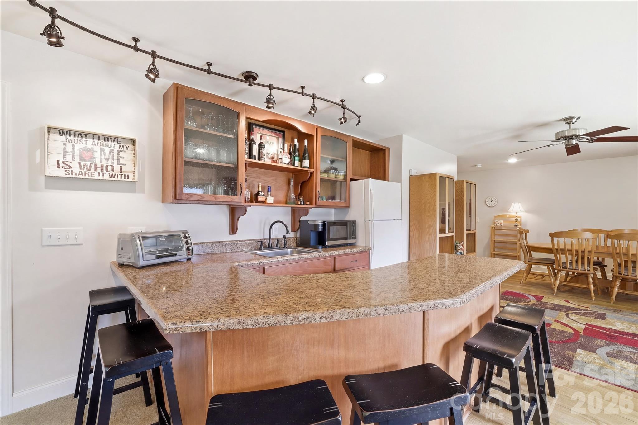 140 Debbie Loop Waynesville NC 28786