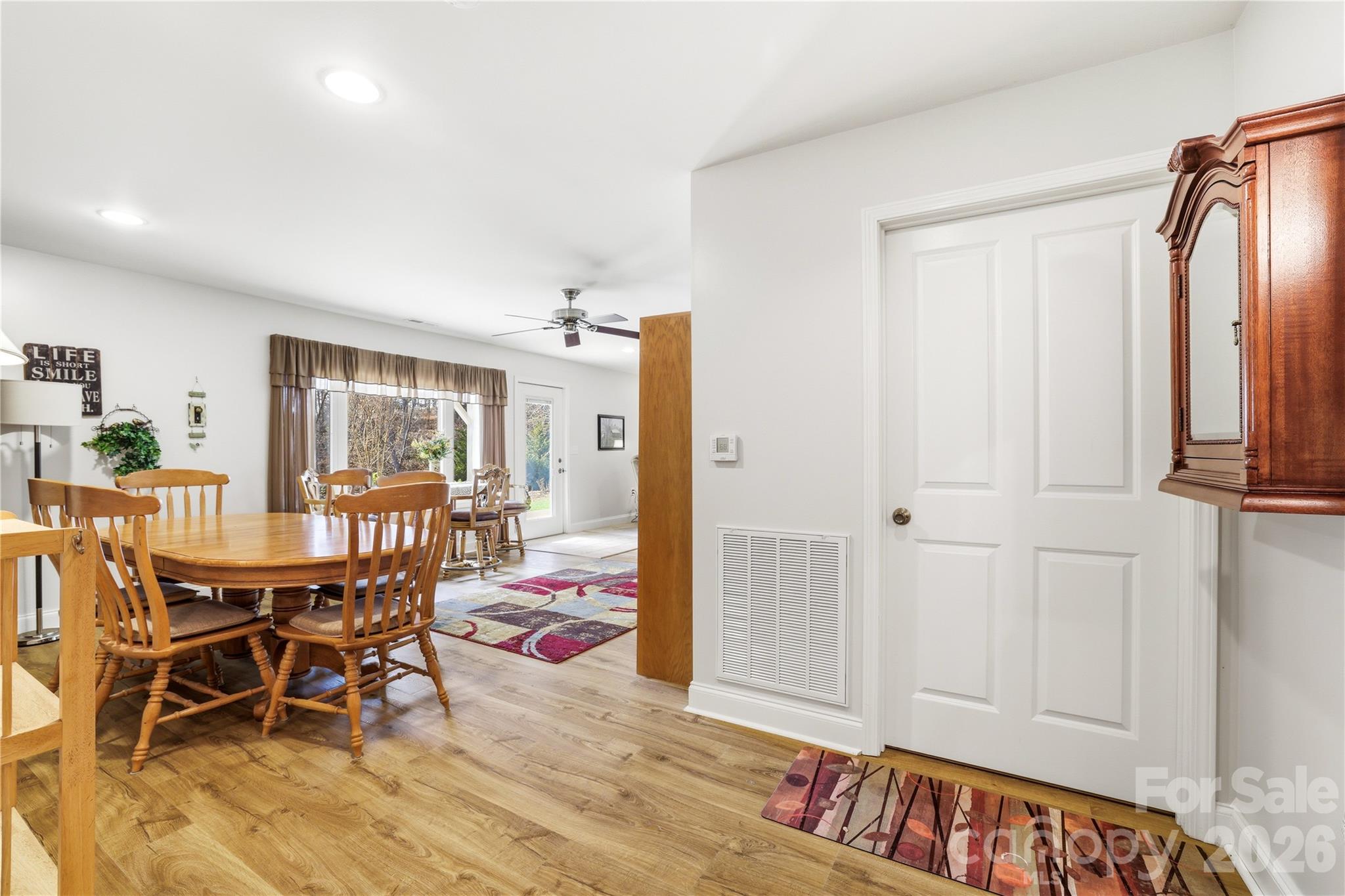 140 Debbie Loop Waynesville NC 28786