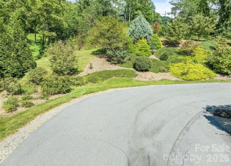 140 Debbie Loop Waynesville NC 28786