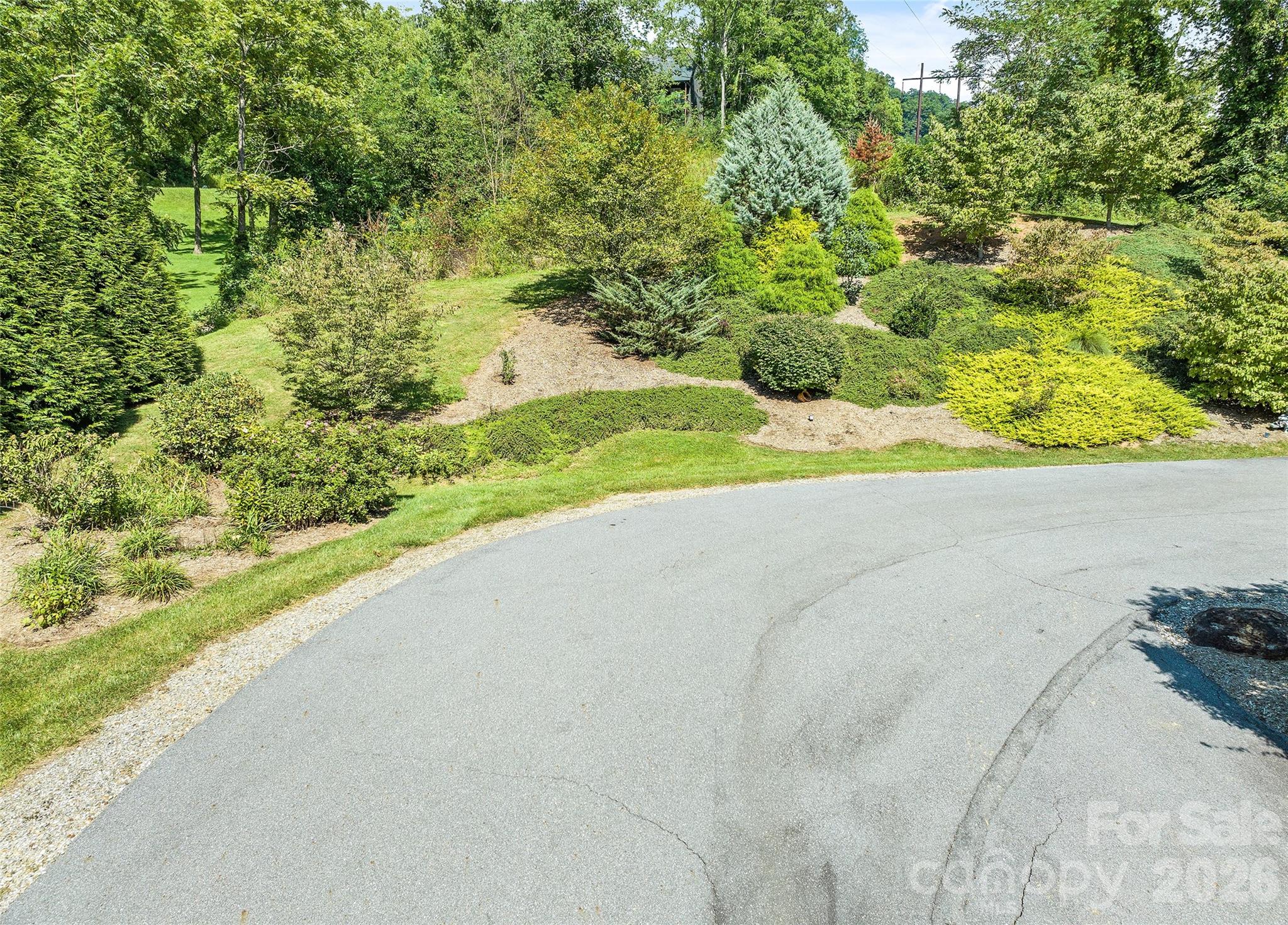 140 Debbie Loop Waynesville NC 28786