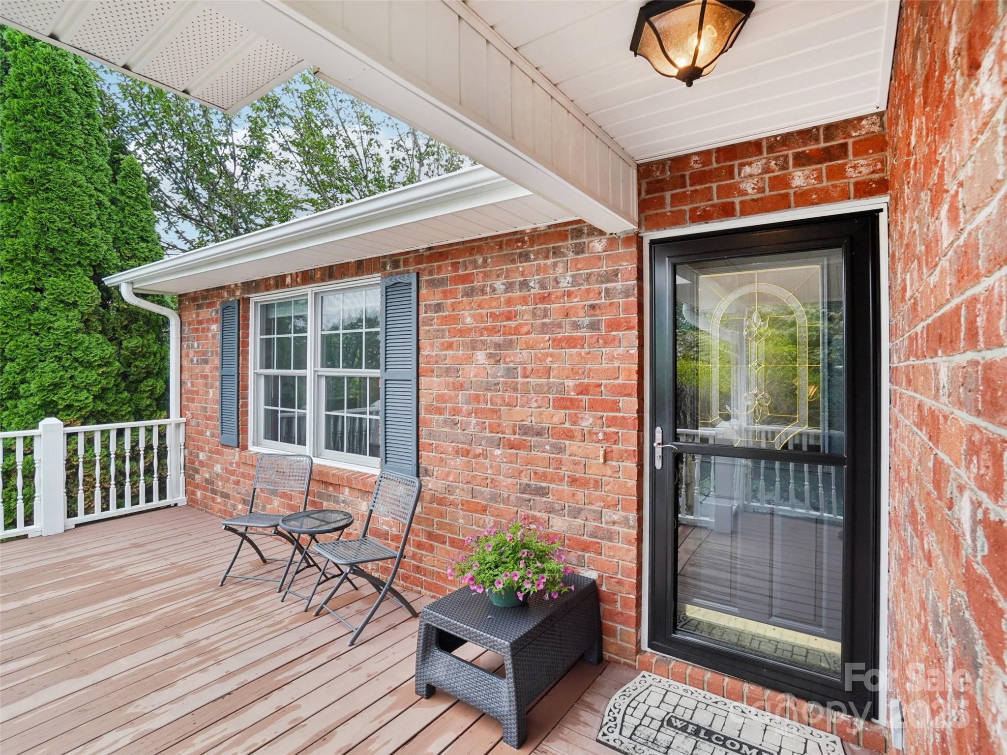 645 High Quarry Road Hendersonville NC 28791