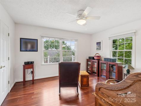 645 High Quarry Road Hendersonville NC 28791