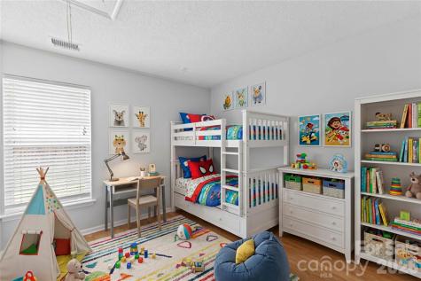 8455 Angwin Place Charlotte NC 28262