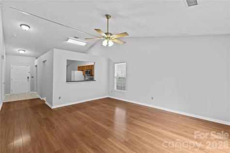 8455 Angwin Place Charlotte NC 28262