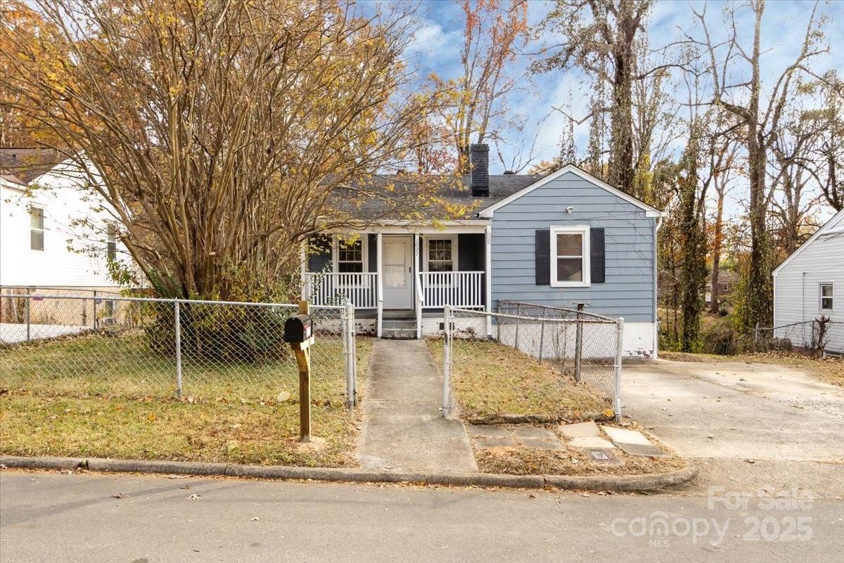 1027 Holland Avenue Gastonia NC 28052