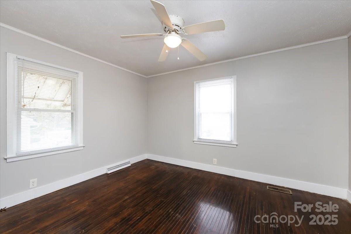 1027 Holland Avenue Gastonia NC 28052
