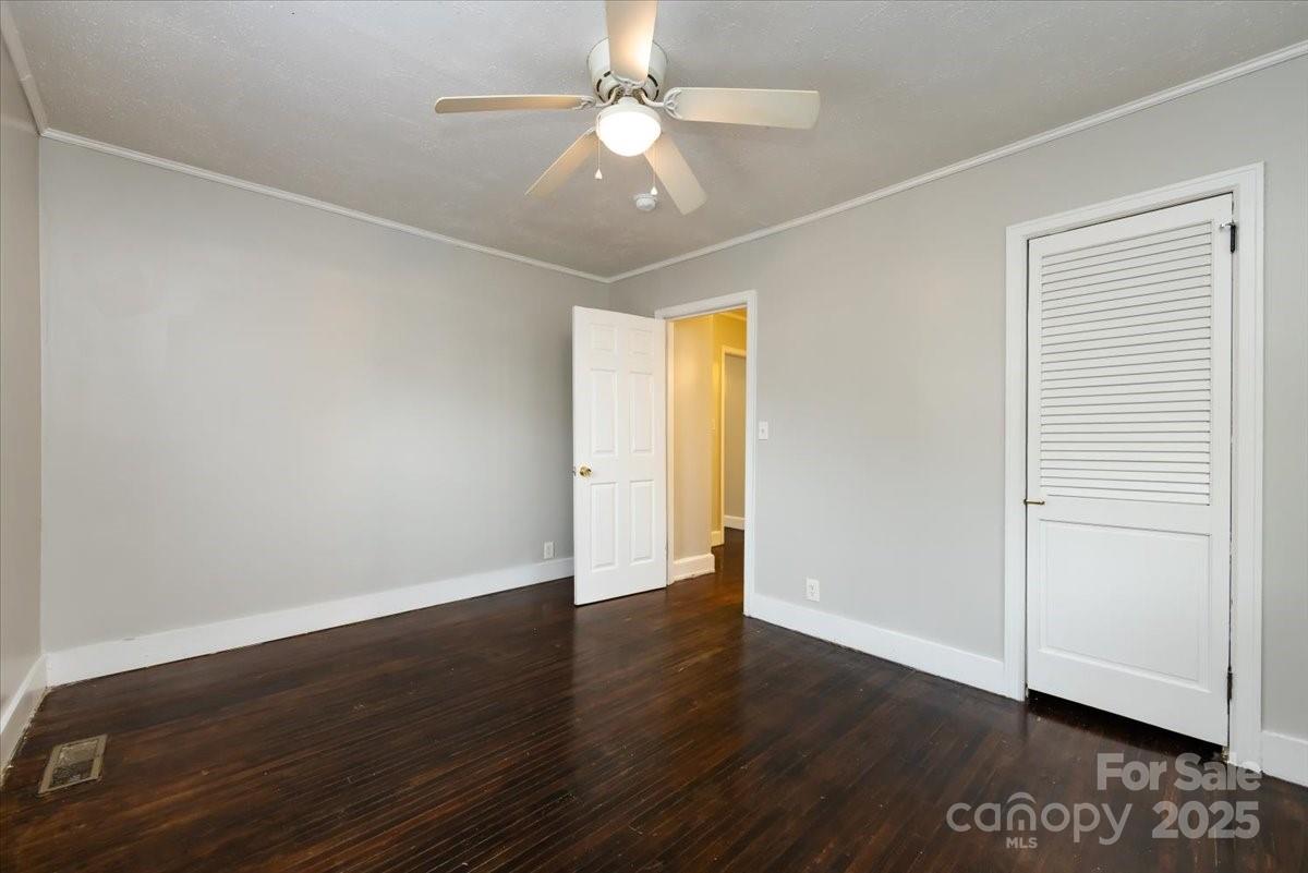 1027 Holland Avenue Gastonia NC 28052