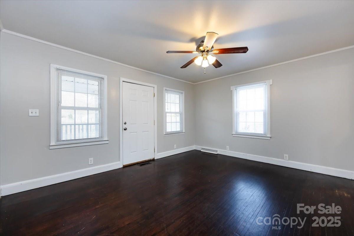1027 Holland Avenue Gastonia NC 28052