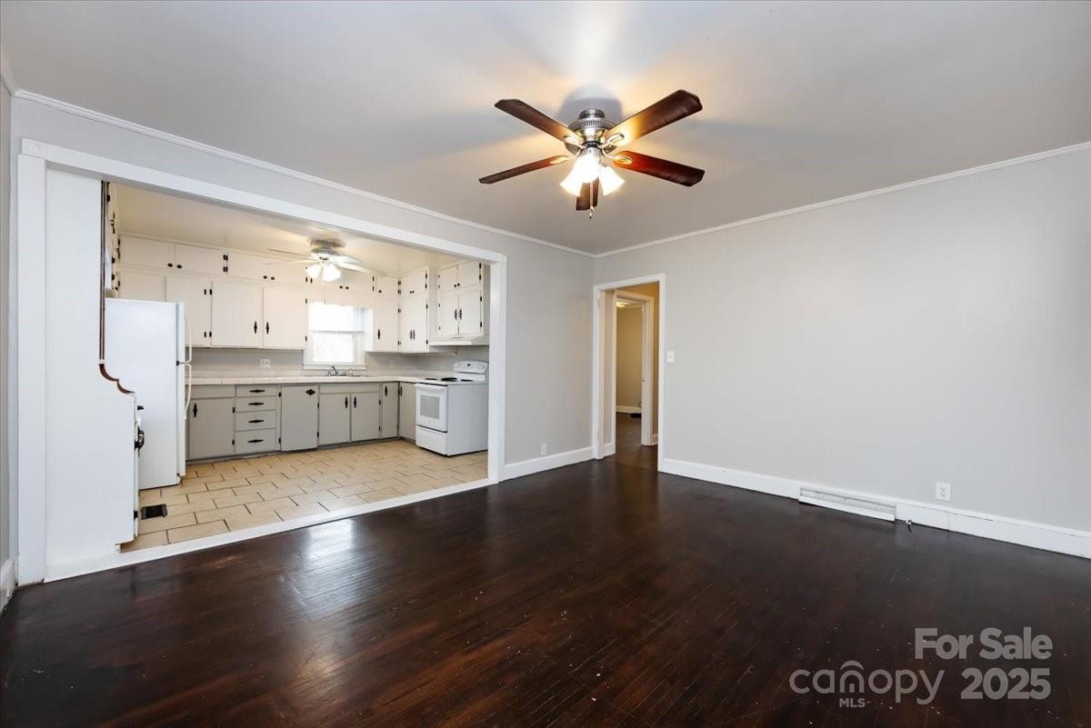 1027 Holland Avenue Gastonia NC 28052