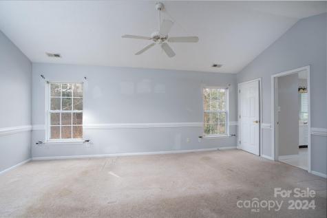 15006 Strathmoor Drive Charlotte NC 28277