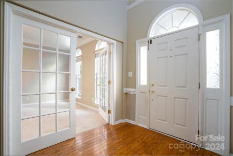 15006 Strathmoor Drive Charlotte NC 28277