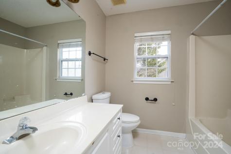 15006 Strathmoor Drive Charlotte NC 28277