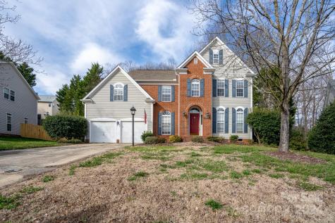 15006 Strathmoor Drive Charlotte NC 28277