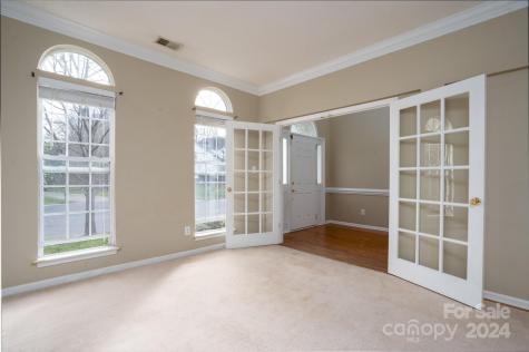15006 Strathmoor Drive Charlotte NC 28277