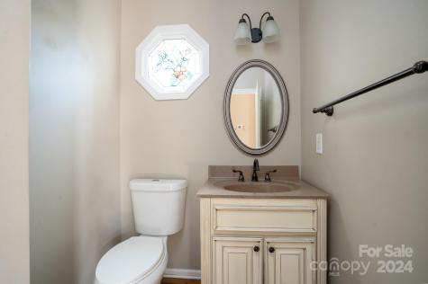 15006 Strathmoor Drive Charlotte NC 28277