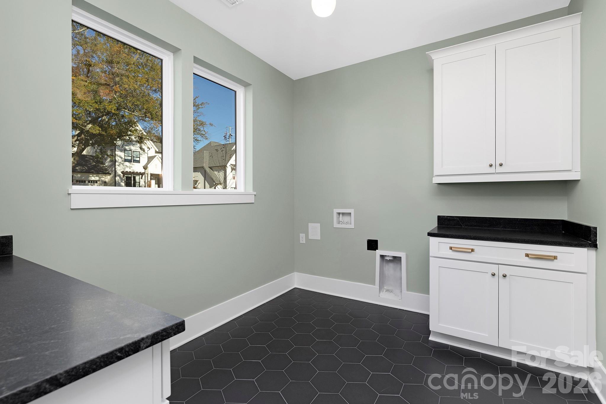 400 Dover Avenue Charlotte NC 28209