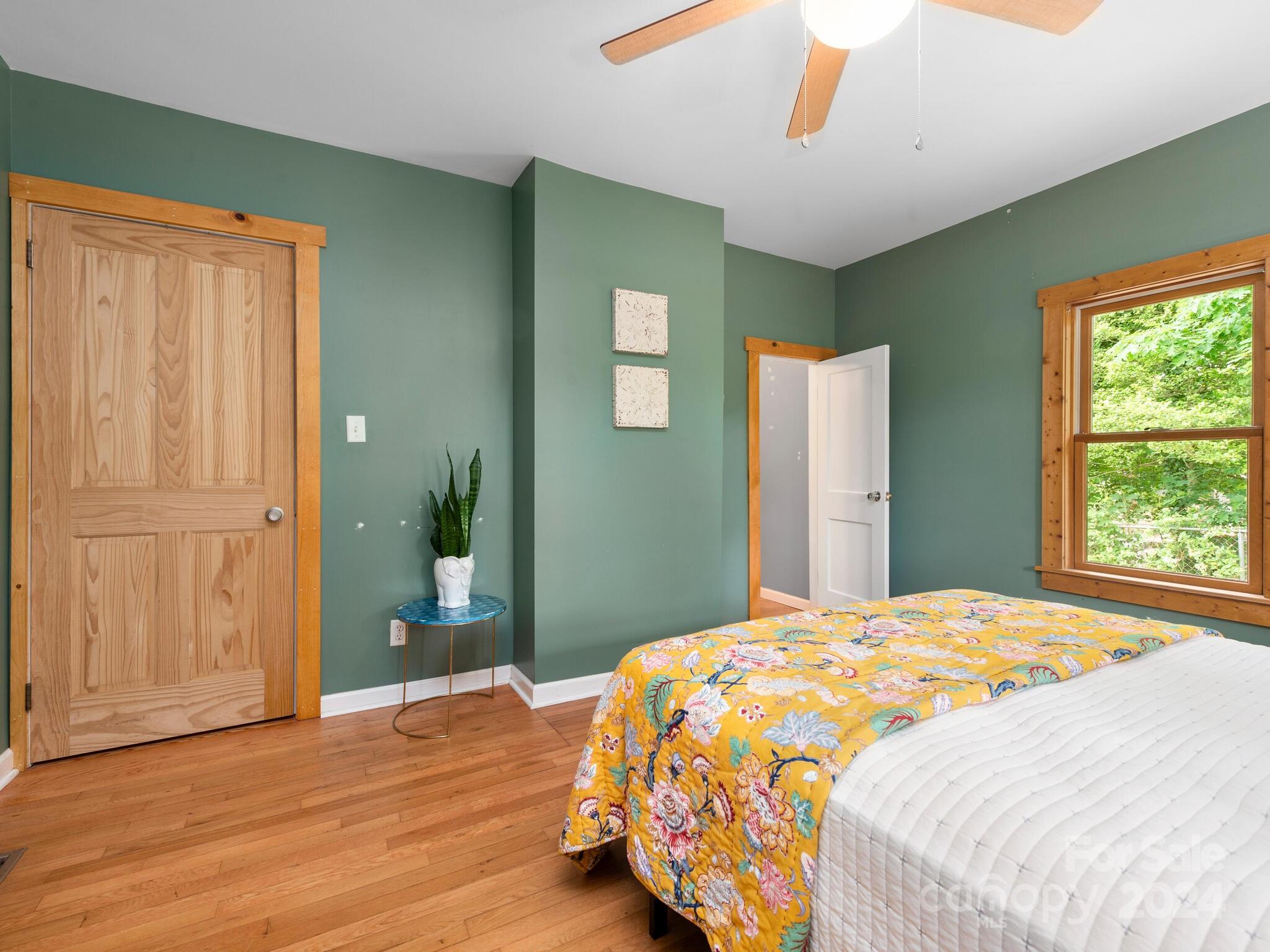 243 Sulphur Springs Road Asheville NC 28806