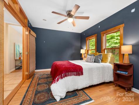 243 Sulphur Springs Road Asheville NC 28806