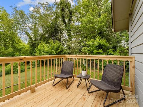 243 Sulphur Springs Road Asheville NC 28806