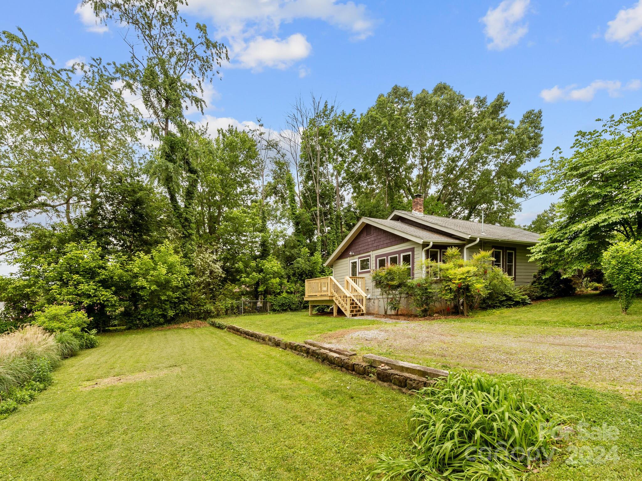 243 Sulphur Springs Road Asheville NC 28806