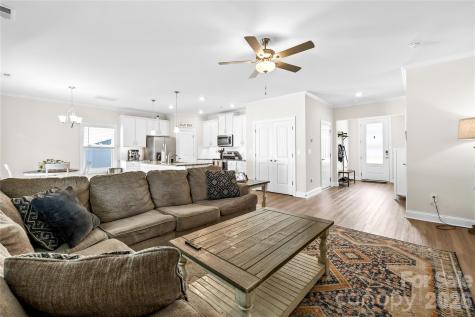 147 Tanner Loop Troutman NC 28166