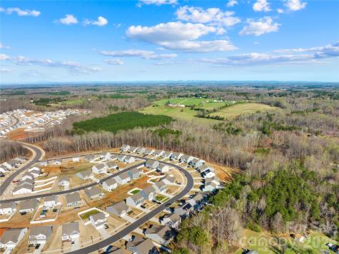 147 Tanner Loop Troutman NC 28166